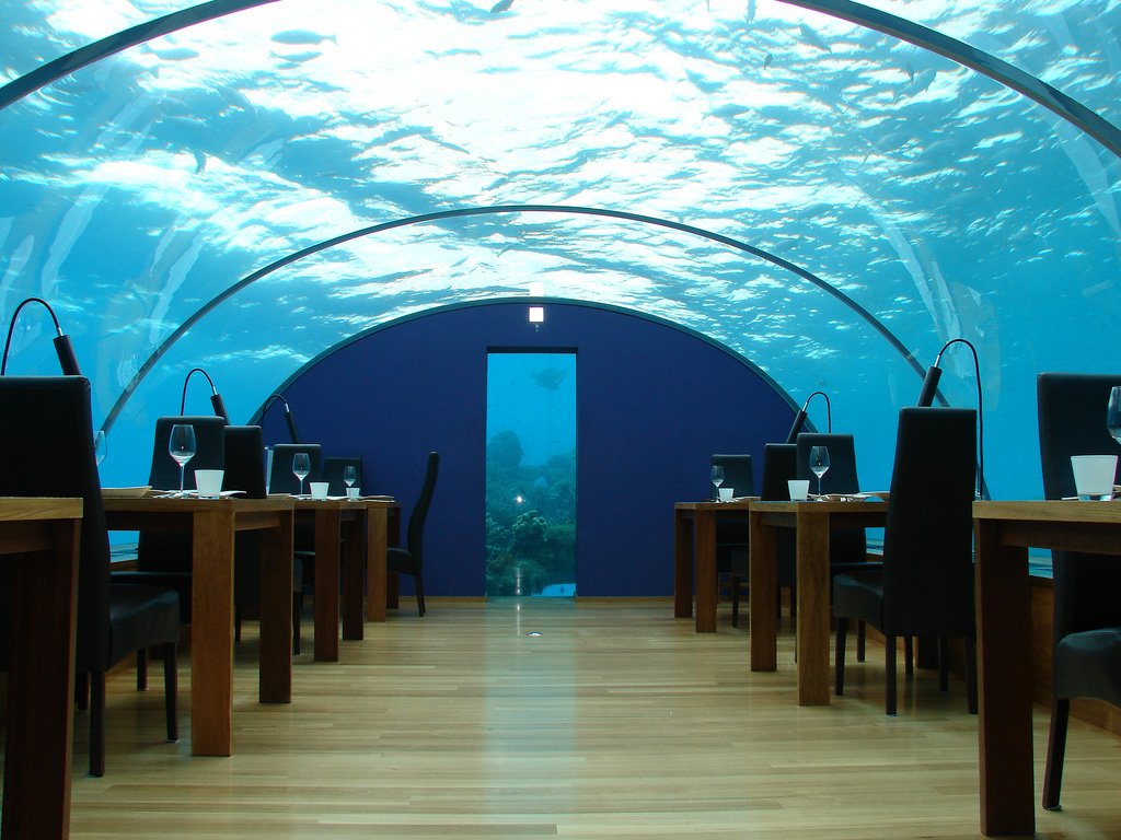 Hotel submarino Poseidon Undersea Resort