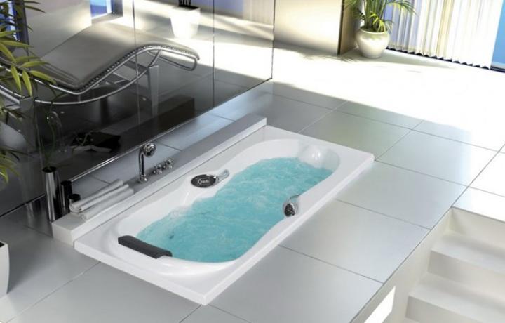 Ba&ntilde;eras con spa. Ba&ntilde;era Kineplus de la firma Kinedo