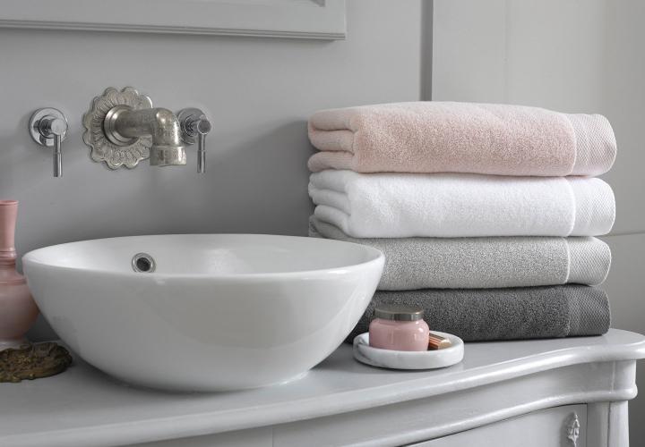 Ideas para colocar las toallas en el baño