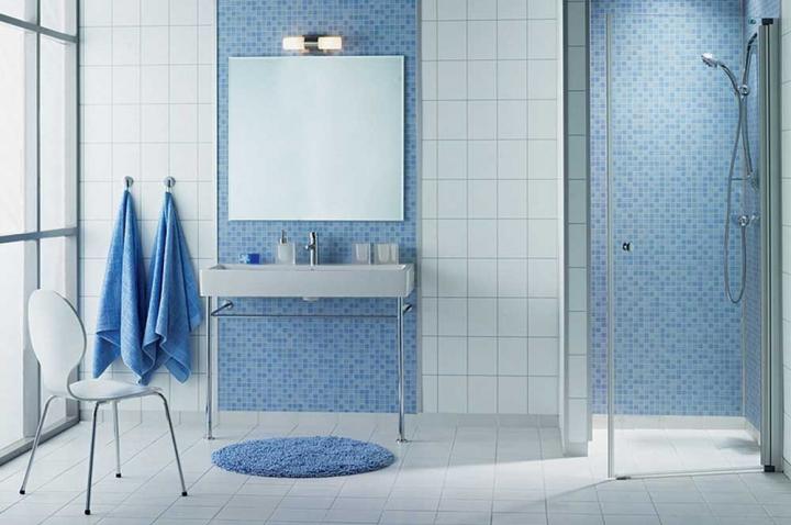 Im&aacute;genes de decoraci&oacute;n. Ba&ntilde;o de color azul