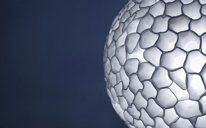 L&aacute;mpara Styrene
