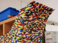 Pared fabricada con piezas Lego