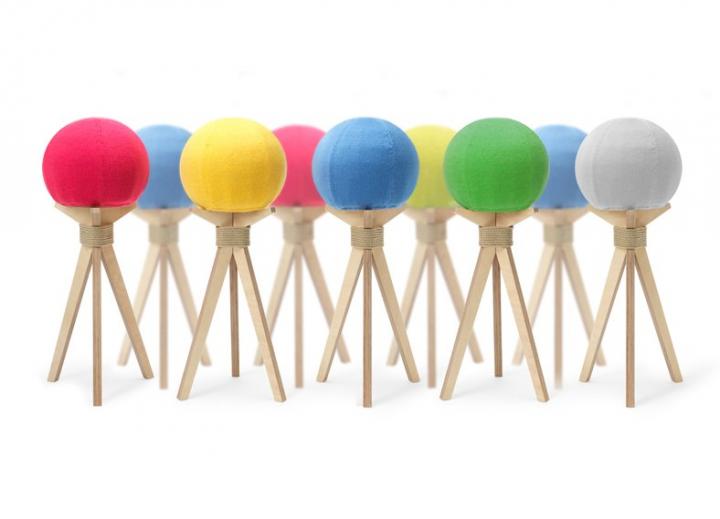 Taburetes Dandelion stool de DesignK