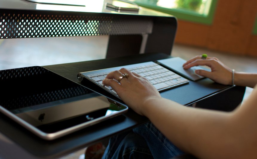 Mesa de ordenador Onelessdesk