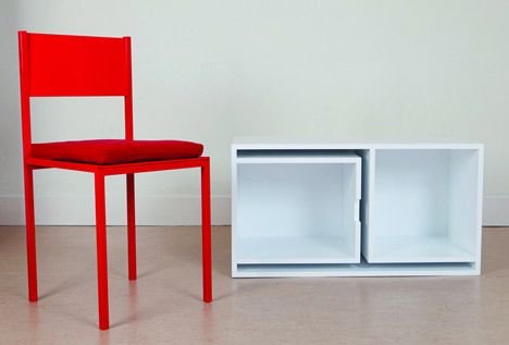 Proyecto “As if from nowhere”: una estantería que esconde muebles