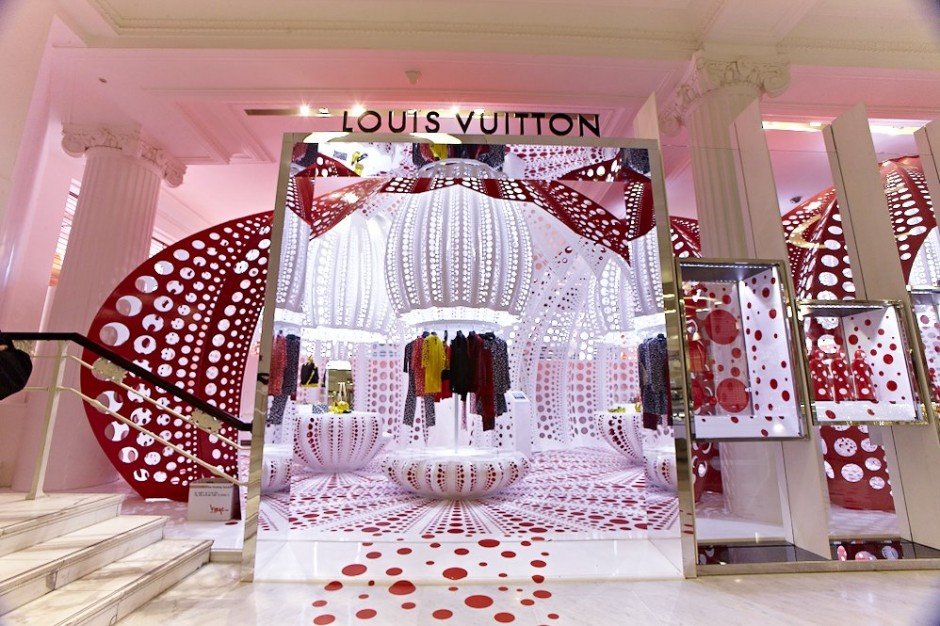 Tienda Louis Vuitton en Londres diseñada por Yayoi Kusama